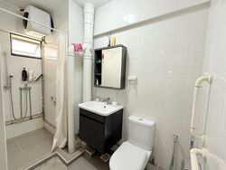 Blk 130 Eunos Spring (Bedok), HDB Executive #516096381